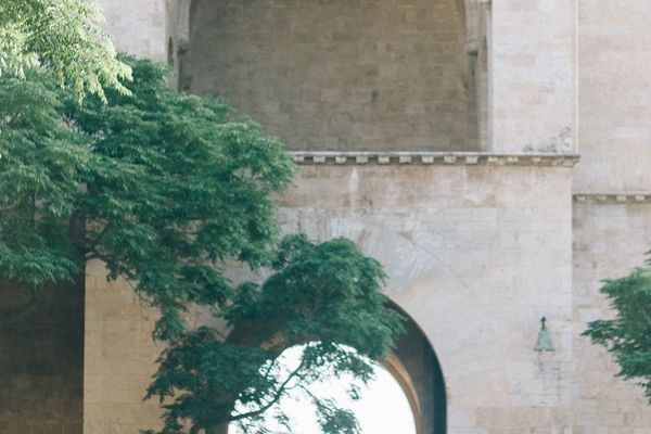 Close up of a man performing a stability exercise on one leg